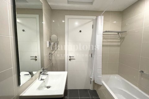 Apartment in Dubai, UAE 1 room, 52.58309800 sq.m. № 583843 - photo 15