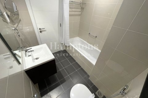 Apartment in Dubai, UAE 1 room, 52.58309800 sq.m. № 583843 - photo 17