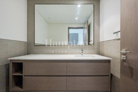 Apartment in Palm Jumeirah, Dubai, UAE 3 bedrooms, 173.26409500 sq.m. № 583840 - photo 15