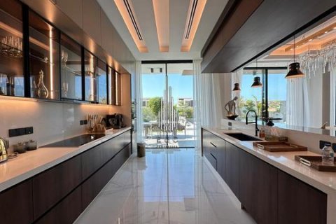 Villa in Ghantoot, Abu Dhabi, UAE 6 bedrooms, 745.5 sq.m. № 547201 - photo 11