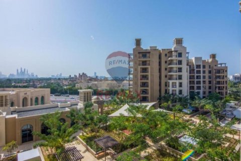 Apartment in Umm Suqeim, Dubai, UAE 1 bedroom, 79.2 sq.m. № 590769 - photo 1