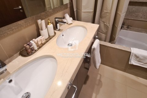 Apartemen di Downtown Dubai (Downtown Burj Dubai), Dubai, UEA 3 kamar tidur, 169 m2 nomor 592663 - foto 16