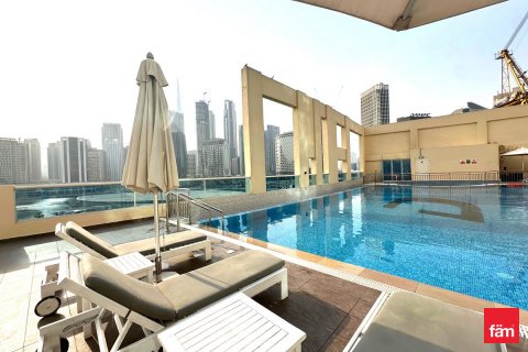 Apartmen di Business Bay, Dubai, UAE 2 bilik tidur, 123.5 meter persegi № 610399 - foto 24