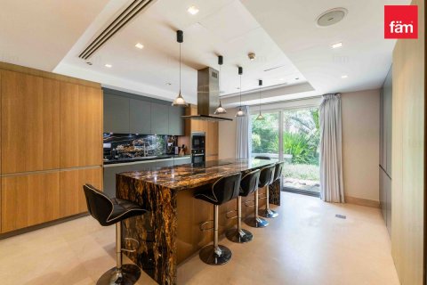 Vila v Palm Jumeirah, Dubai, SAE 5 ložnice, 1300.6 m² Č.: 610402 - fotografie 9