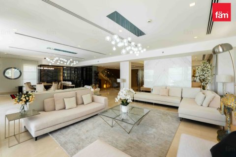 Vila v Palm Jumeirah, Dubai, SAE 5 ložnice, 1300.6 m² Č.: 610402 - fotografie 3