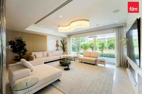 Vila v Palm Jumeirah, Dubai, SAE 5 ložnice, 1300.6 m² Č.: 610402 - fotografie 16