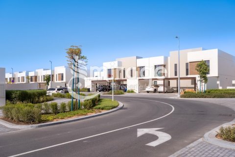 Řadový dům na Yas Island, Abu Dhabi, SAE 2 ložnice, 124 m² Č.: 596862 - fotografie 1