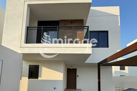 Villa on the Yas Island, Abu Dhabi, UAE 4 bedrooms, 348 sq.m. № 597082 - photo 1