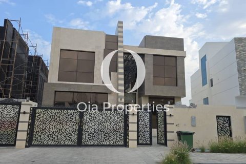 Vilë në Yas Island, Abu Dhabi, Emiratet e Bashkuara Arabe 5 dhoma gjumi, 581 m2. № 628730 - Foto 3