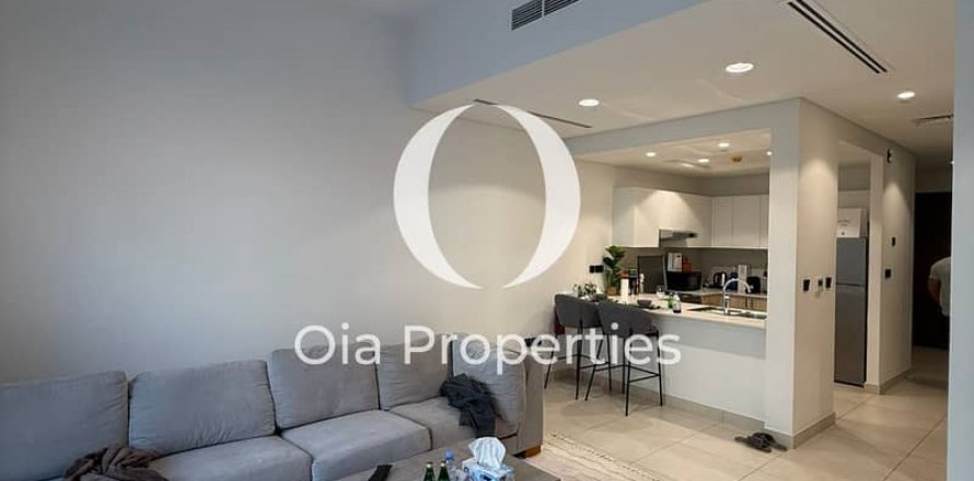 Shtëpi në qytet në Abu Dhabi, Emiratet e Bashkuara Arabe 2 dhoma gjumi, 118 m2. № 628728