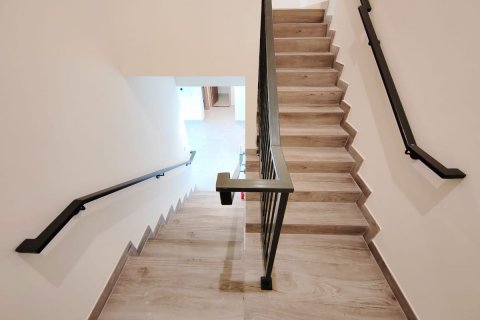Řadový dům na Saadiyat Island, Abu Dhabi, SAE 3 ložnice, 184 m² Č.: 594558 - fotografie 11