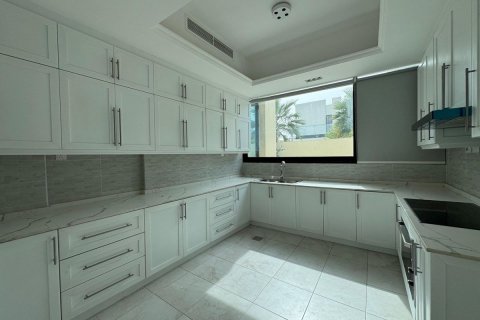 Komersyal na ari-arian sa Al Zorah, Ajman, UAE 3 silid-tulugan, 269 sq.m. № 594561 - larawan 6