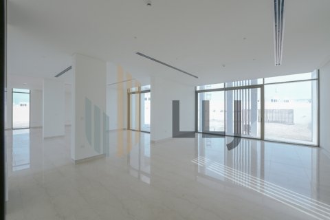 Vila v Abu Dhabi, SAE 5 ložnice, 618.7 m² Č.: 575831 - fotografie 2