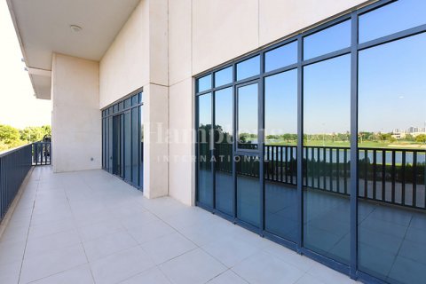 Apartamento en alquiler en The Hills, Dubai, EAU 3 dormitorios, 184.59826100 m2 № 583923 - foto 10