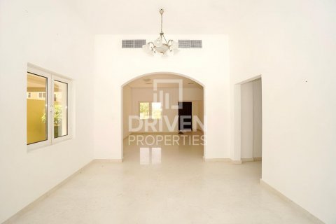 阿联酋 Dubai The Villa 待租 : 5 卧, 334 平方米 , 编号603108 - 照片 2