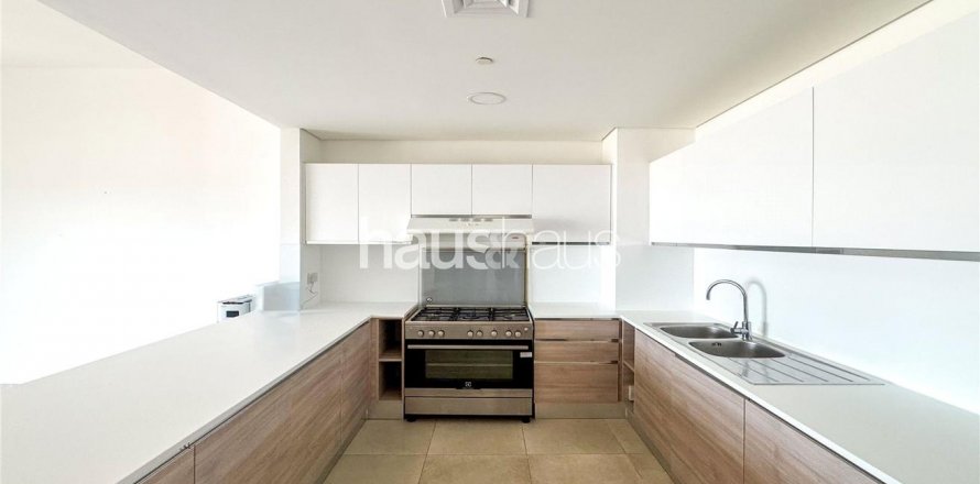 Byt v Jumeirah Golf Estates, Dubai, SAE 3 ložnice, 167 m² Č.: 626763
