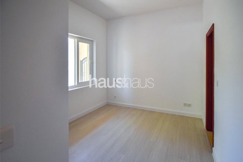 Villa para arrendamento em Arabian Ranches, Dubai, EAU 5 quartos, 450 m2 № 626761 - foto 11