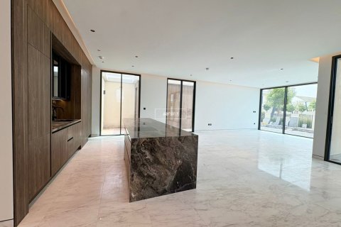 Vilë në Dubai, Emiratet e Bashkuara Arabe 5 dhoma gjumi, 577.5 m2. № 628795 - Foto 6