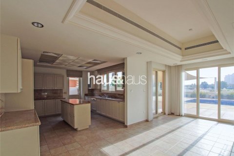 Dubai Sports City, UAE의 판매용 빌라 침실 6개, 760제곱미터 번호 625351 - 사진 8
