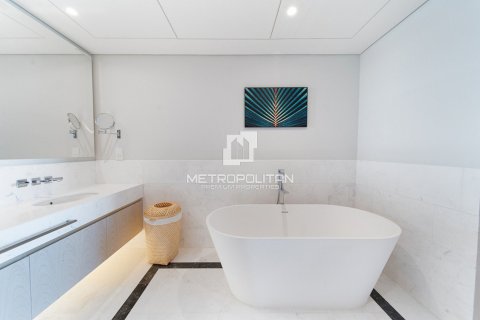 Apartment in Palm Jumeirah, Dubai, UAE 1 bedroom, 98 sq.m. № 592703 - photo 12