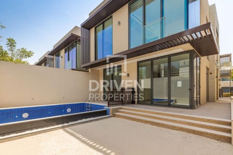 Vilë në Mohammed Bin Rashid City, Dubai, Emiratet e Bashkuara Arabe 4 dhoma gjumi, 390 m2. № 602643 - Foto 13
