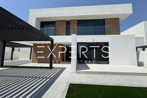 Saadiyat Island、Abu Dhabi、UAE にあるヴィラ販売中 5ベッドルーム、636.6 m2、No548382 - 写真 1