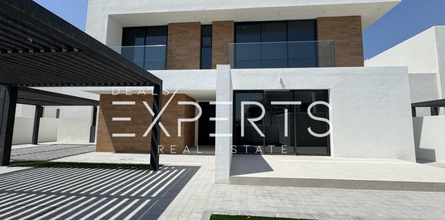 Vila di Saadiyat Island, Abu Dhabi, UAE 5 bilik tidur, 636.6 meter persegi № 548382