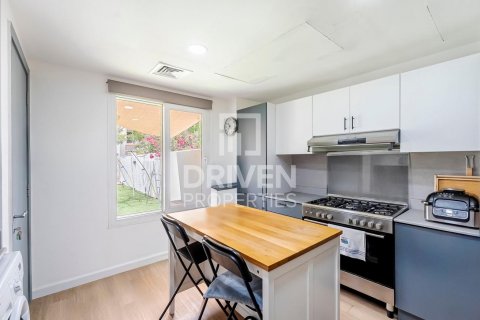 Vila v The Springs, Dubai, SAE 3 ložnice, 210 m² Č.: 601696 - fotografie 15