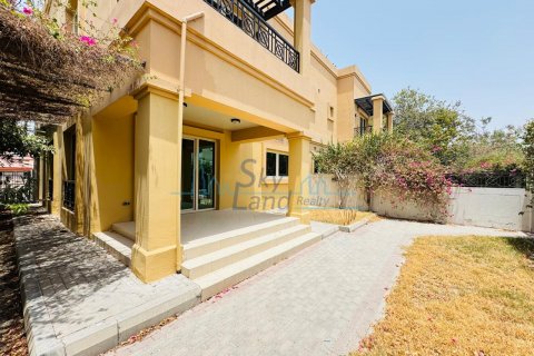 Villa in affitto a Jumeirah, Dubai, EAU 4 camere da letto, 325.2 mq. № 632027 - foto 18