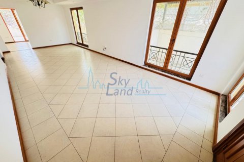 Villa in affitto a Jumeirah, Dubai, EAU 4 camere da letto, 325.2 mq. № 632027 - foto 11