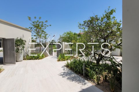 Villa in vendita a Abu Dhabi, EAU 4 camere da letto, 265.9 mq. № 547355 - foto 3