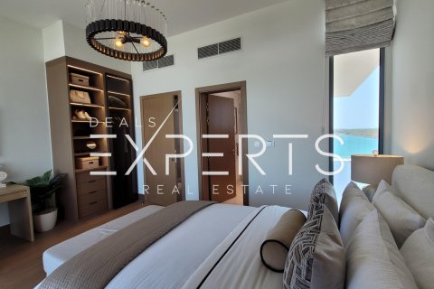 Villa in vendita a Abu Dhabi, EAU 4 camere da letto, 265.9 mq. № 547355 - foto 23