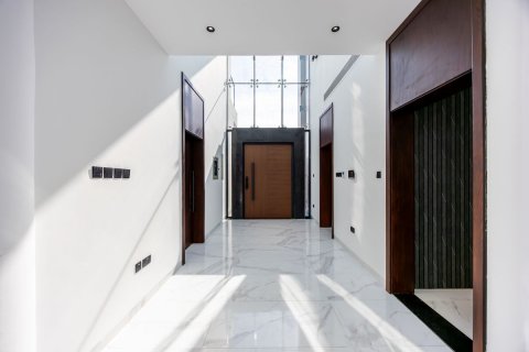 Komerční nemovitost na Yas Island, Abu Dhabi, SAE 5 ložnice, 510 m² Č.: 543663 - fotografie 20