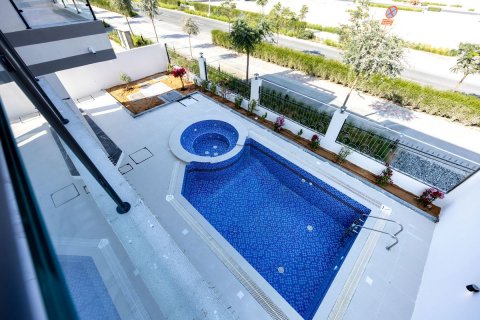 Komerční nemovitost na Yas Island, Abu Dhabi, SAE 5 ložnice, 510 m² Č.: 543663 - fotografie 3