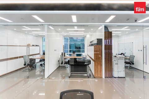 Office in Business Bay, Dubai, UAE 181.7 sq.m. № 622857 - photo 28