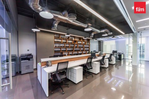 Office in Business Bay, Dubai, UAE 181.7 sq.m. № 622857 - photo 13