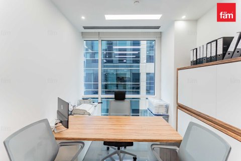 Office in Business Bay, Dubai, UAE 181.7 sq.m. № 622857 - photo 18