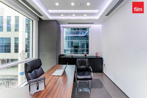 Office in Business Bay, Dubai, UAE 181.7 sq.m. № 622857 - photo 11