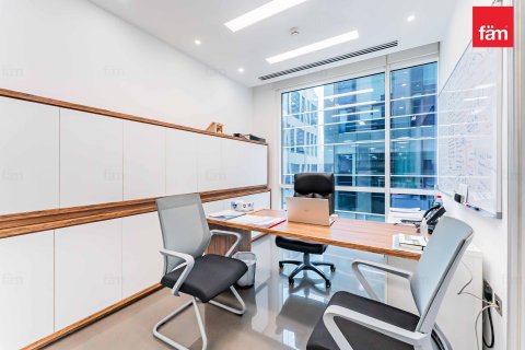 Office in Business Bay, Dubai, UAE 181.7 sq.m. № 622857 - photo 16