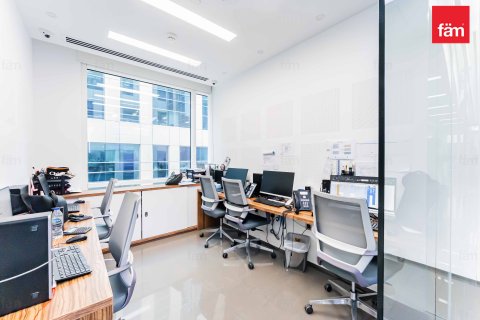 Office in Business Bay, Dubai, UAE 181.7 sq.m. № 622857 - photo 25
