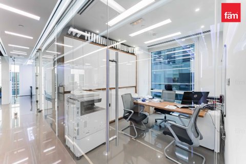Office in Business Bay, Dubai, UAE 181.7 sq.m. № 622857 - photo 21