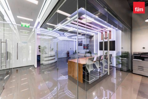 Office in Business Bay, Dubai, UAE 181.7 sq.m. № 622857 - photo 1