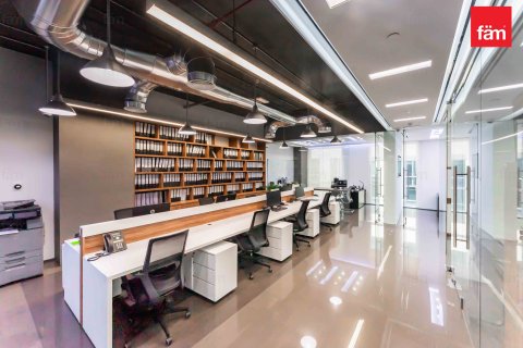 Office in Business Bay, Dubai, UAE 181.7 sq.m. № 622857 - photo 4