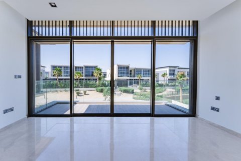Villa in Dubai Hills Estate, Dubai, UAE 4 bedrooms, 691 sq.m. № 616501 - photo 18