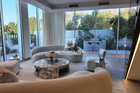 Townhouse in Al Barari, Dubai, UAE 4 bedrooms, 459 sq.m. № 592035 - photo 5