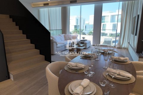 Townhouse in Al Barari, Dubai, UAE 4 bedrooms, 459 sq.m. № 592035 - photo 25