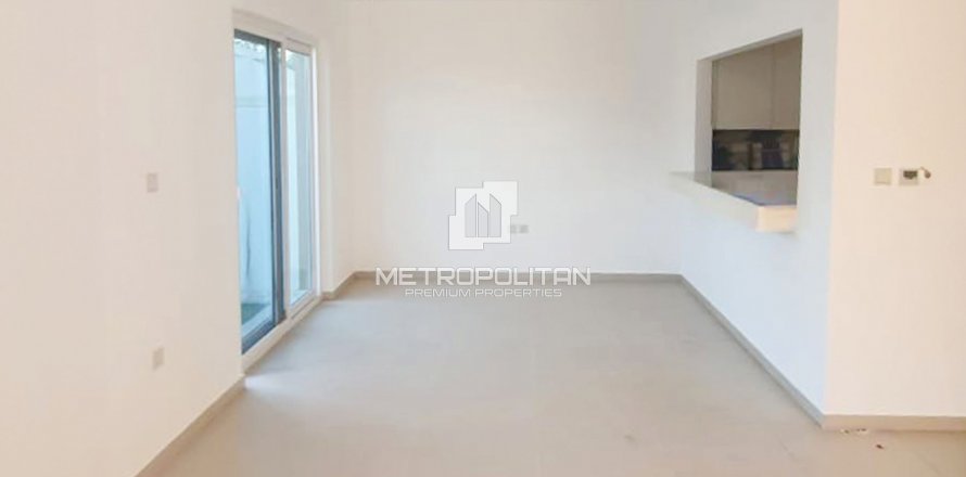 Shtëpi në qytet në Dubai Land, Dubai, Emiratet e Bashkuara Arabe 3 dhoma gjumi, 179 m2. № 592031