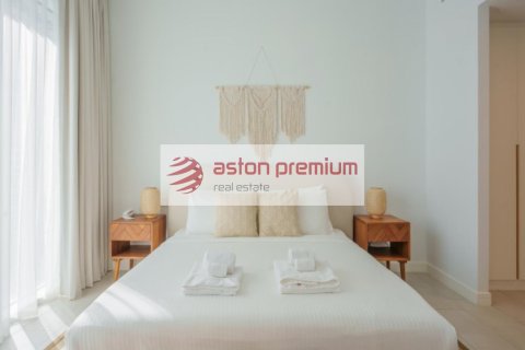 Apartment in Jumeirah Beach Residence, Dubai, UAE 2 bedrooms, 131.1 sq.m. № 624015 - photo 17