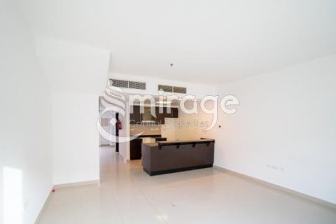 Apartament në Al Reef, Abu Dhabi, Emiratet e Bashkuara Arabe 2 dhoma gjumi, 117.3 m2. № 597286 - Foto 8
