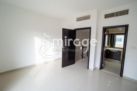 Apartament në Al Reef, Abu Dhabi, Emiratet e Bashkuara Arabe 2 dhoma gjumi, 117.3 m2. № 597286 - Foto 7